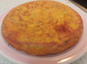 Una foto de Tortilla de patata y sobrasada