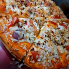 Cheese pizza A picture of Cheese pizza.