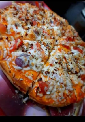 A picture of Cheese pizza.