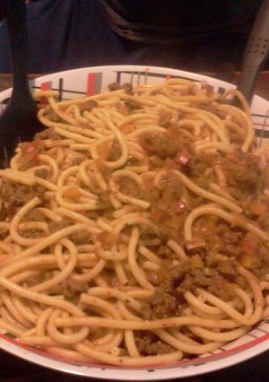 Una foto de Fideos con bolognesa