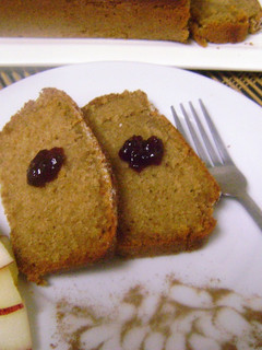 A picture of Eggless Apple Loaf Cake.