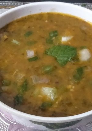 સ્પિનેચ ટોમેટો સૂપ(Spinach tomato soup recipe in gujarati) રેસીપી મુખ્ય ફોટો