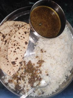 दाल चावल (dal chawal recipe in Hindi) रेसिपी मुख्य फोटो