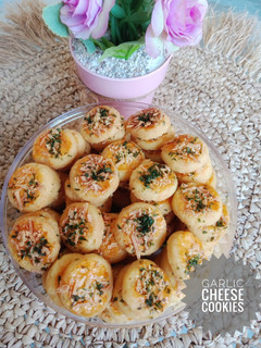 Foto resep Garlic Cheese Cookies