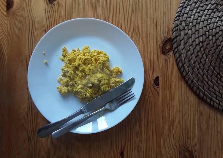 Easiest Way to Make Perfect Veganes Rührei (Scrambled Tofu)