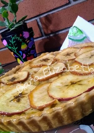 Una foto de Tarta de manzanas🍎 con masa de Coca-Cola. 👩🏼🍳📣😘