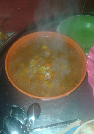 صورة لوصفة رز بالشعيرية وخضار مشكلة