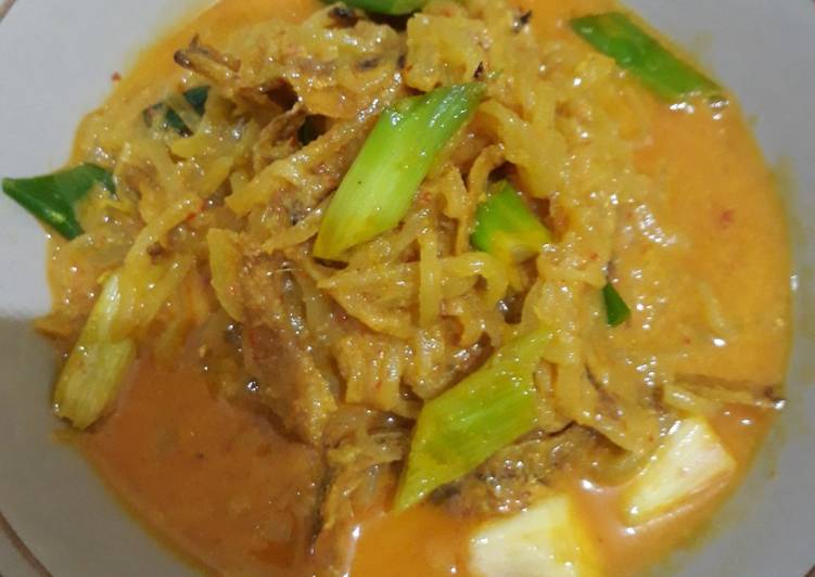 Bagaimana Menyiapkan Sayur labu siam kuah kuning Anti Gagal