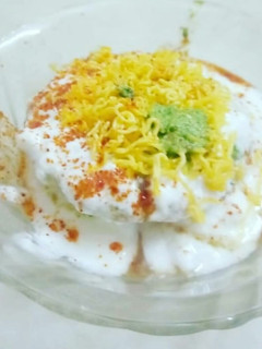 खस्ता कचौड़ी(khasta kachodi recipe in hindi) रेसिपी मुख्य फोटो