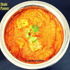 A picture of Dhaba style shahi paneer.