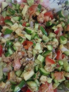 صورة لوصفة سلطة التونة الصحية 🥗