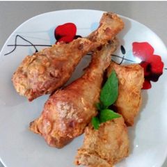 Spicy fried chicken A picture of Spicy fried chicken.