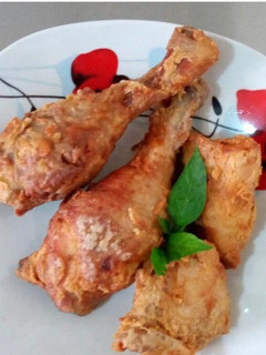 A picture of Spicy fried chicken.
