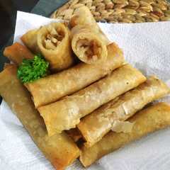 A picture of Lumpia Bengkuang.