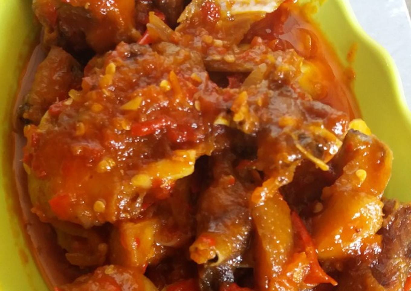 Ayam balado / ayam pedas