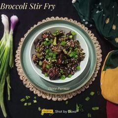 A picture of Tofu Broccoli Stir Fry.
