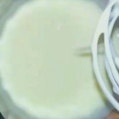 A picture of White chocolate ganache (simple).