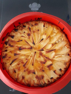Una foto de Tarta de manzana con base de galletas María