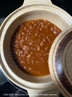 A picture of Smokey Maple-Bacon Baked Beans.