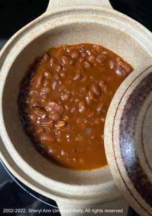 A picture of Smokey Maple-Bacon Baked Beans.