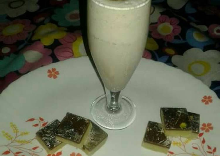 Khoya chocolate milk drink