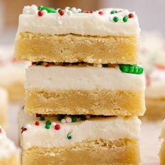 A picture of Frosted Sugar Cookie Bars.