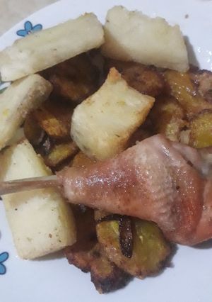 A picture of Crispy yam, fried plantain and a chicken.