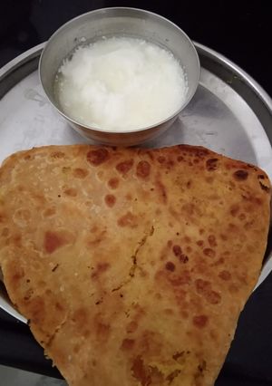 ફ્લાવરના સ્ટફ પરાઠા (Cauliflower Stuffed Paratha Recipe In Gujarati) રેસીપી મુખ્ય ફોટો