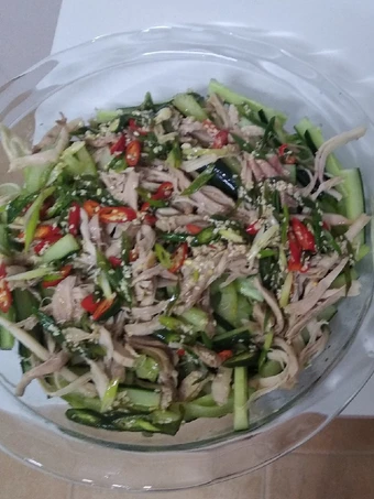 Recipe Chicken salad with mint and toasted sesame seeds the  Makes Drooling Tasty