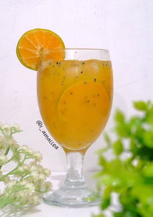 Foto resep Es Jeruk Selasih