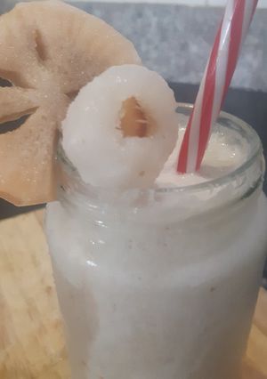รูปของ Double Snow Lotus Lassi เมื่อรากบัวหิมะพบนมบัวหิมะทิเบต ❄️