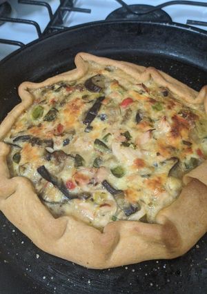 Una foto de Tarta de berenjena y zapallitos