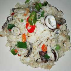 รูปของ 35. Nasi goreng cumi