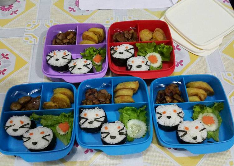Bekal Anak Bento "Chicken Egg Roll TESOPI Meong" 😍😘