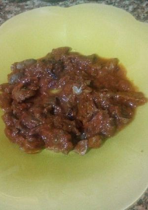 Une photo de Foie en sauce tomate