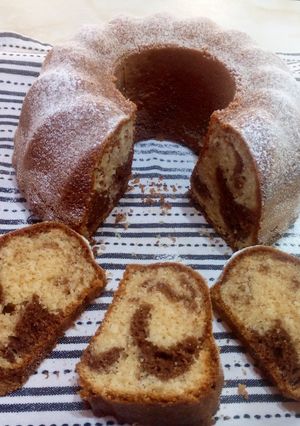 Gluténmentes kakaós-vaníliás kuglóf recept fotója