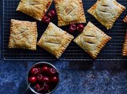 A picture of apple and rhubarb pie
