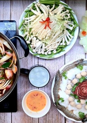 Hình của món Lẩu Thái ấm nồng cho mùa Noel se lạnh.