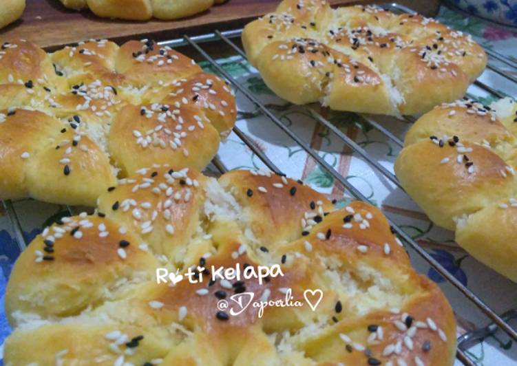 Resep #ROTI MANIS ISI KELAPA yang Menggugah Selera