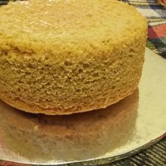 A picture of Vanilla and strawberry cake.