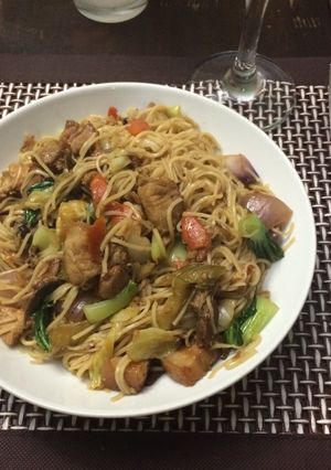 Una foto de Chow Mein Cantones