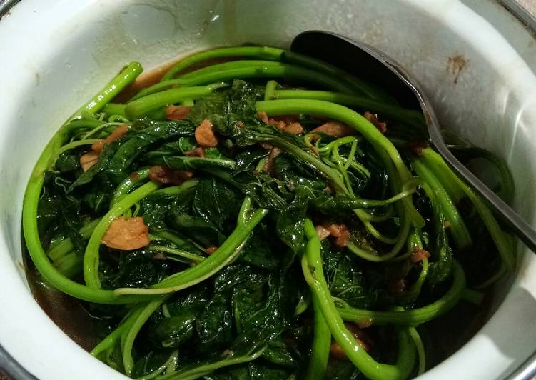 Tumis bayam bawang putih