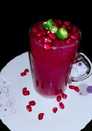 A picture of Spicy pomegranate punch.