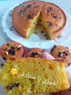 عکسی از دستور کیک زعفران کشمشی