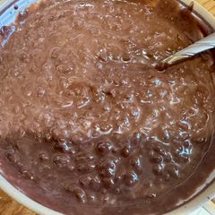A picture of Very simple Champorado.