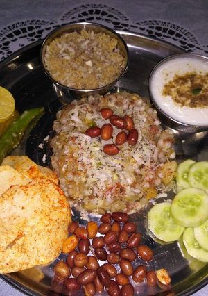 A picture of Falhari Thali.