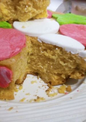 A picture of Passion cake.