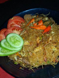 Foto resep Bihun goreng endeus *day 16*