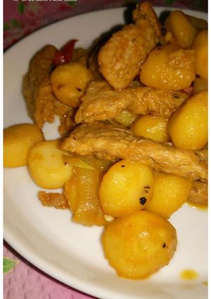 A picture of Spicy and Savory Mock Meat with Water Chestnuts (Vegan).
