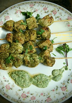 A picture of Haryali Chicken skewers.